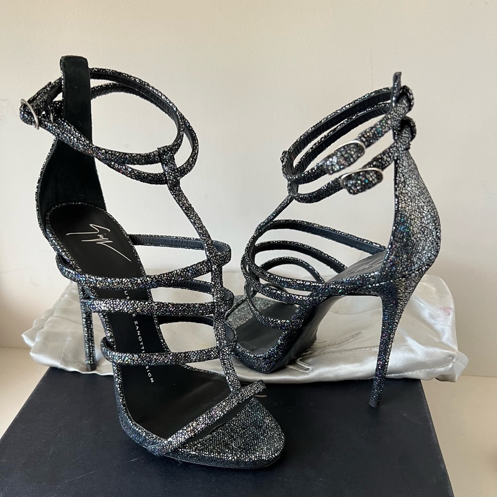 Giuseppe Zanotti Coline 110